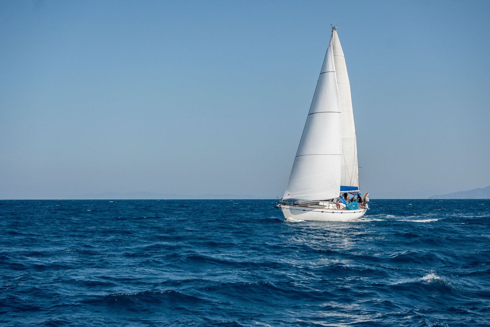 Kaptansız Tekne Kiralama (Bareboat)